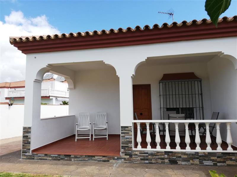 Hostal Del Faro Conil De La Frontera Eksteriør billede